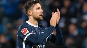 Bochums Pantovic trifft von der Mittellinie