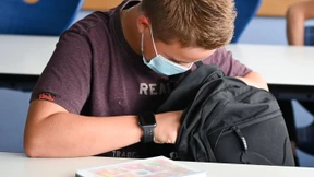 Kritik an Maske im Unterricht