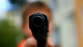 Deutscher schießt mit Gasdruckwaffe auf Somalier