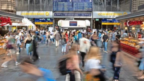 Landtag streitet über 9-Euro-Ticket