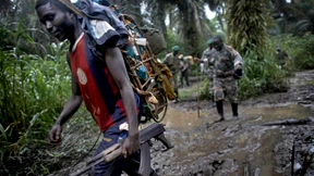 Kämpfer in Gummistiefeln