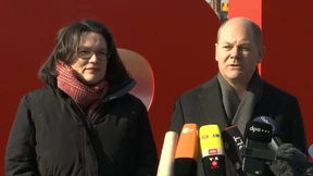 SPD-Spitze zeigt sich vor Auszählung zuversichtlich