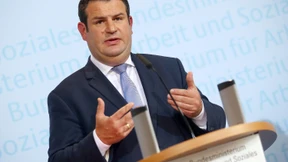 Heil prüft, Beamte in die Rentenversicherung zu integrieren