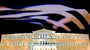 Anleger leihen Griechenland drei Milliarden Euro