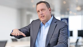 „Millionen Handy-Kunden könnten ins Funkloch fallen“