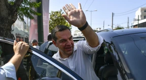 Früherer Ministerpräsident Tsipras gibt Parteivorsitz ab