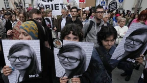 Tausende demonstrieren in Polen gegen Abtreibungsverbot