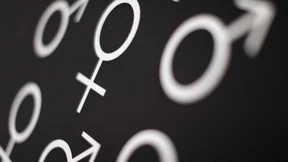 Ob Mann oder Frau – Alkohol für alle