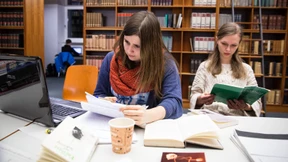 Durch die Nacht mit Fromm und Platon