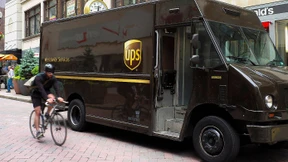 Kollege Roboter stellt Zeitarbeiter ein