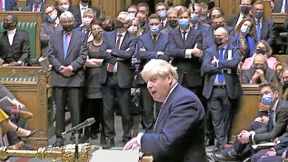 Johnson will von einem Rücktritt nichts wissen