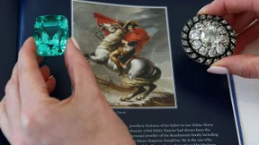 Brosche von Napoleon für 3,79 Millionen Euro versteigert