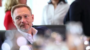 Lindner stellt Ausgabenpläne von Baerbock und Schulze infrage