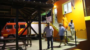 Hier brennt nur die Kerze im Gebetshäuschen