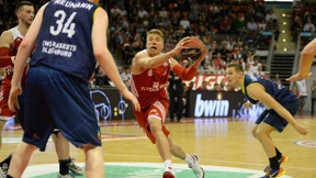 Bayern souverän - Alba gewinnt Krimi