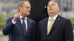 Asyl von Orbán, Ärger mit Tusk