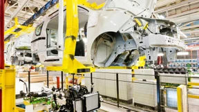 Shiller gibt  den Takt vor