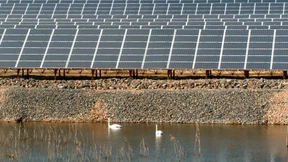 Geologen: Sonnenkollektoren auf Baggerseen