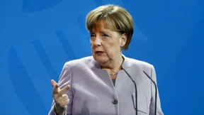 Angela Merkel soll sagen, mit wem sie sich trifft