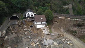 Wiederaufbau darf nicht einfach das Alte wieder herrichten