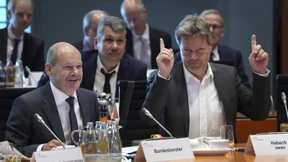 Deutsche Kaltdusche und grüne Warmduscher