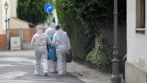 Fässer mit Leichenteilen in Garage entdeckt