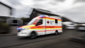 57-Jährige stirbt bei Achterbahn-Unglück in Freizeitpark