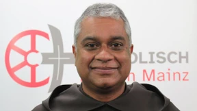 Neuer Mainzer Weihbischof Joshy Pottackal im Amt