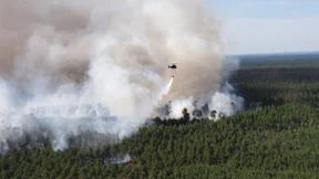 Brand in Lieberoser Heide weitet sich aus