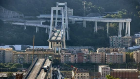 Schweigeminute in Italiens Sommertheater