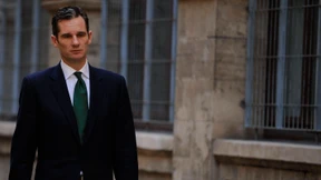 Der Herzog gibt dem Sozius die Schuld