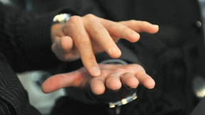 An den ausgefransten Rändern