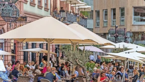 Dämmerschoppen bis Mitternacht