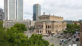 Alte Oper, Neuer Kalender, Geltende Regeln