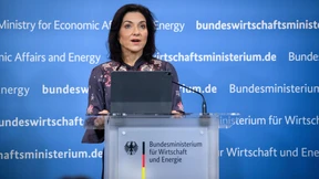 Katherina Reiche knickt ein