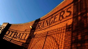 Einschläge am Ibrox Park