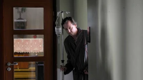 Schlafanzug, Bademantel, OP-Hemd