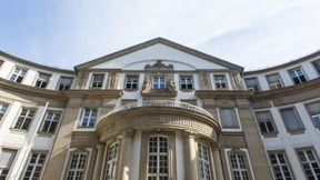 Anklage gegen Oberstaatsanwalt teilweise zugelassen