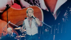 Der Star, der mit dem Motorrad kommt