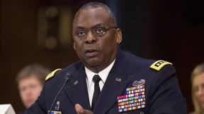 Wird schon wieder ein General Verteidigungsminister?