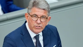 Weimer gegen die Digitalkonzerne