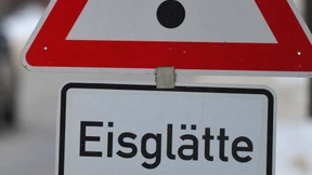 Wetterdienst warnt vor Glätte in Hessen