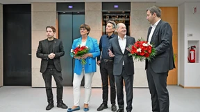 Scholz hält an Faeser fest