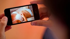 Wie schützen wir Schüler vor Sexting?  