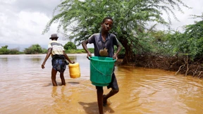 Dörfer von Außenwelt abgeschnitten