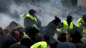 Tränengas gegen „Gelbwesten“