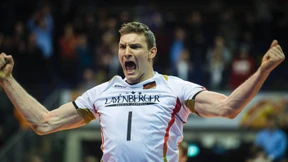 Männer jubeln, Frauen bangen