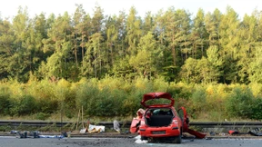Zweites Mädchen stirbt nach Geisterfahrer-Unfall 