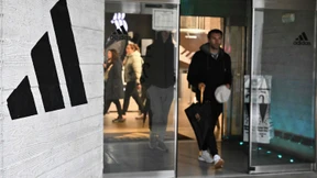 Adidas erzielt Umsatz- und Gewinnsprung im ersten Quartal