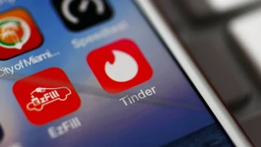 Tinder will junge Erwachsene zum Wählen bringen